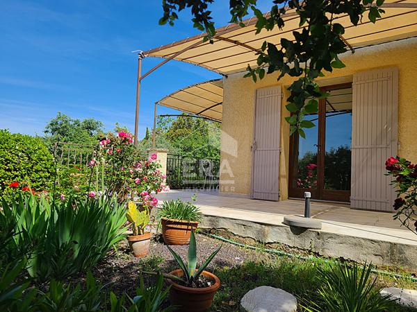 Villa avec piscine et vue panoramique