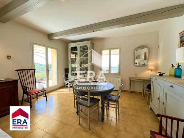 Villa avec piscine et vue panoramique