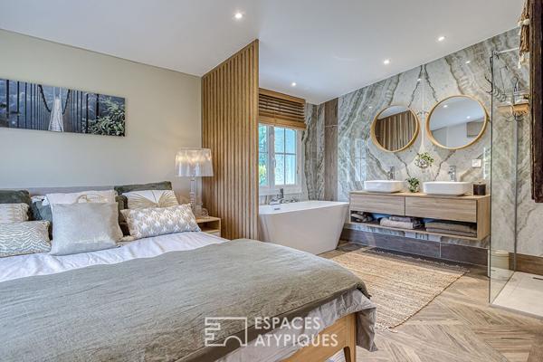 Chaumière contemporaine avec piscine