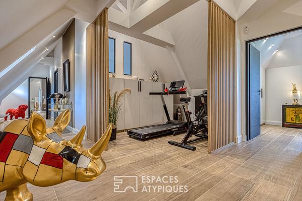 Chaumière contemporaine avec piscine