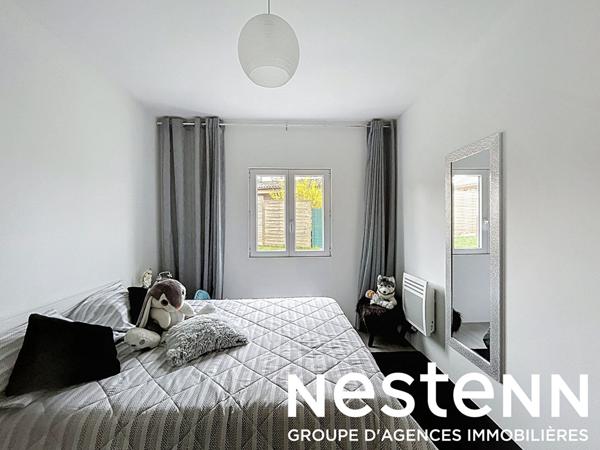 A vendre : Maison plain pied avec jardin et piscine semi-enterrée - Secteur MACON (71000)