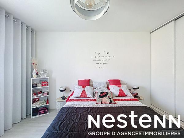 A vendre : Maison plain pied avec jardin et piscine semi-enterrée - Secteur MACON (71000)