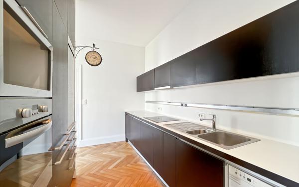 Appartement à vendre    4 pièces • 132,25 m2 Lyon 6