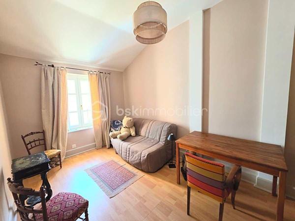 Maison de 387,20 m²