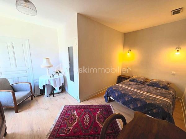 Maison de 387,20 m²