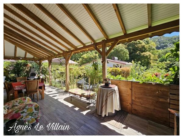 Propriété Maison + 3 Gites sur 5 000 m2 de Forêt