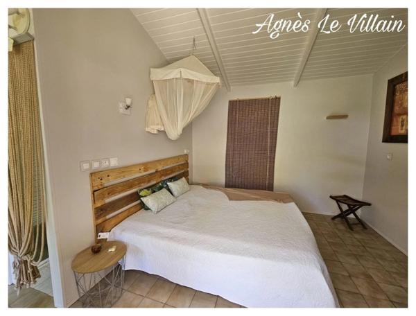 Propriété Maison + 3 Gites sur 5 000 m2 de Forêt