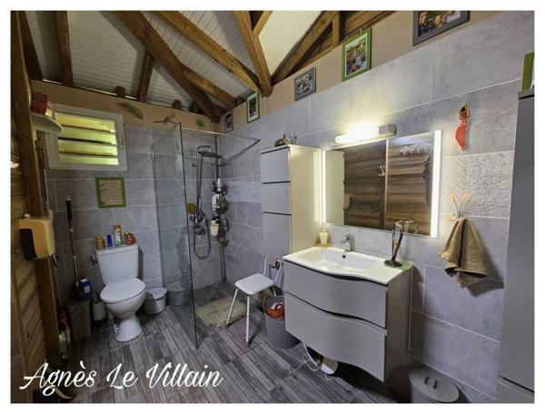 Propriété Maison + 3 Gites sur 5 000 m2 de Forêt
