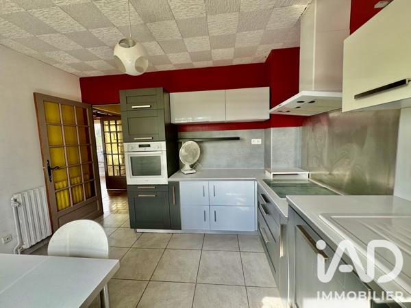 Maison à vendre 6 pièces 122 m² Coteaux-du-Blanzacais