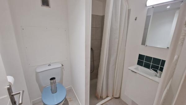 Studio situé sur la commune de CADOLIVE (13950)