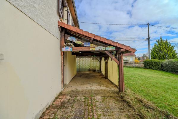 Maison 3 chambres, Montapins, Garage, plain pied, sous-sol, 2h30 PARIS,proche commerces et écoles,NEVERS