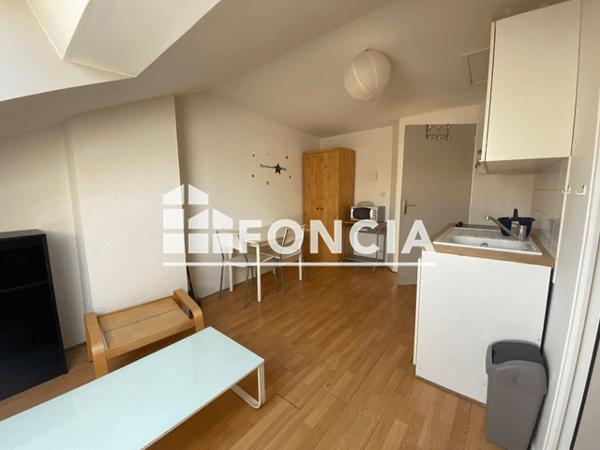 Location Studio meublé 14 m² - 4 RUE SAINT JACQUES Le Mans 72000