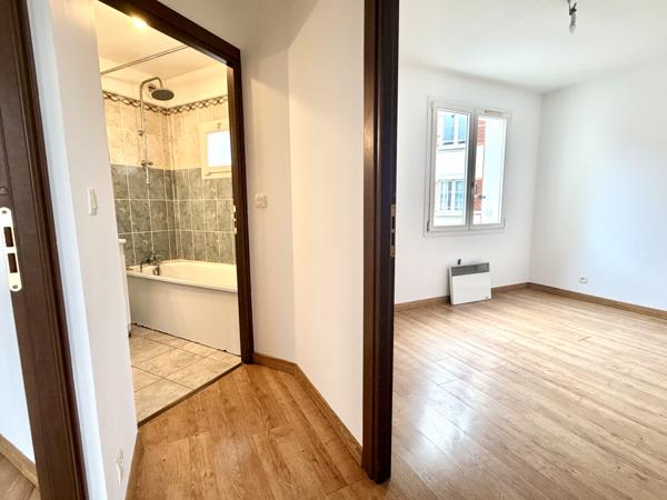 Corbeil-Essonnes (91100) F3 lumineux avec balcon et garage – Opportunité à ne pas manquer