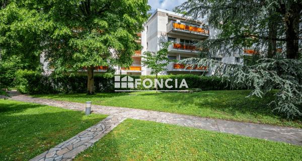 À vendre Appartement 2 pièces 56 m² - Le Plessis-robinson 92350