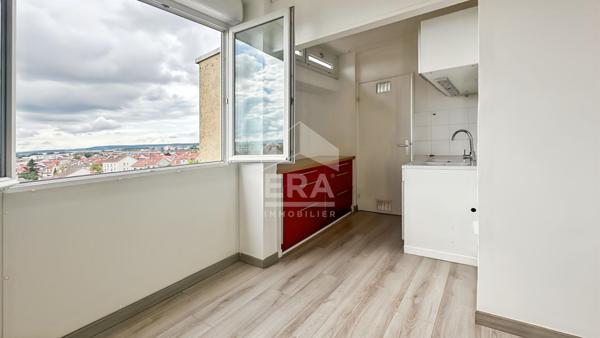 Appartement 3 pièces  Dernier étage + balcon Reims secteur Luton