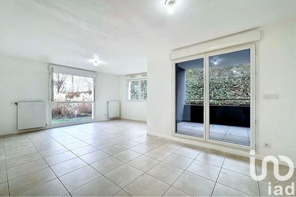 Appartement 3 pièces de 66 m² à Sathonay-Camp (69580)