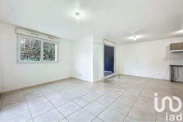 Appartement 3 pièces de 66 m² à Sathonay-Camp (69580)