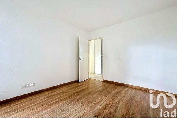 Appartement 3 pièces de 66 m² à Sathonay-Camp (69580)