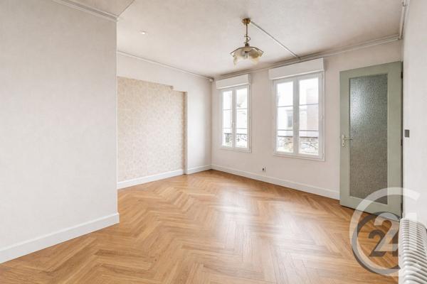Appartement F3 à vendre  3 pièces - 74 m2 STE SAVINE - 10