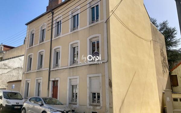 Immeuble à vendre    12 pièces • 288 m2 Montluçon