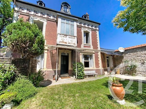 Maison à vendre  8 pièces - 180,80 m 2   ROUEN  - 76