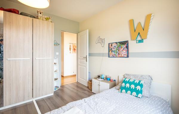 MAISON 6 PIECES AVEC PISCINE - MARCHES