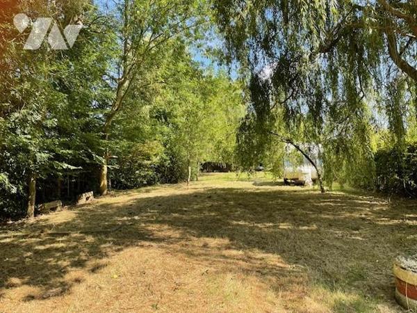 BORD DE LOIR - A VENDRE - MONTOIRE/ LOIR ( 41800)