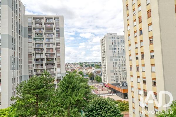 Appartement à vendre 3 pièces 61 m² Saint-Ouen-l'Aumône