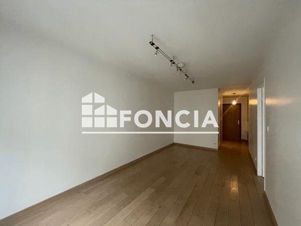 Location Appartement 2 pièces 44.55 m² - 14 Rue de Pouilly Reims 51100