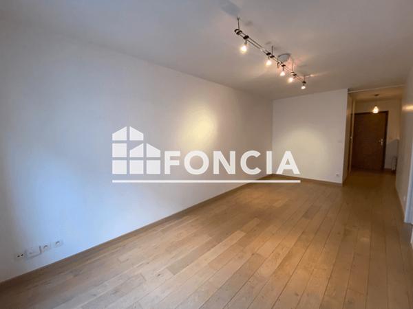 Location Appartement 2 pièces 44.55 m² - 14 Rue de Pouilly Reims 51100