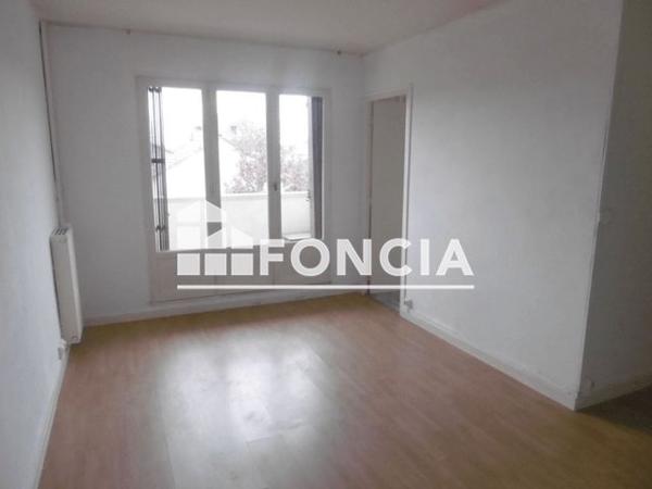 Location Appartement 2 pièces 54.9 m² - 4 ALLEE JEAN FOURCADE Les Mureaux 78130