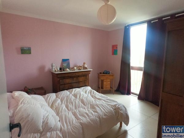 Appartement T4 clair et spacieux avec belle vue dégagée, proximité gare et écoles