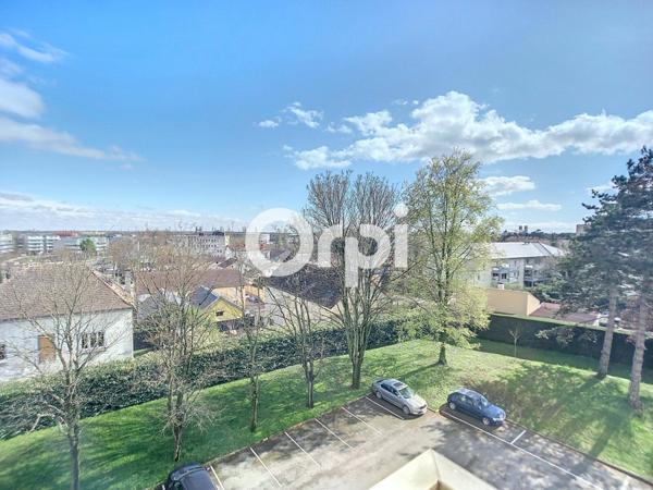 Appartement à louer    4 pièces • 99,15 m2 Chalon-sur-Saône