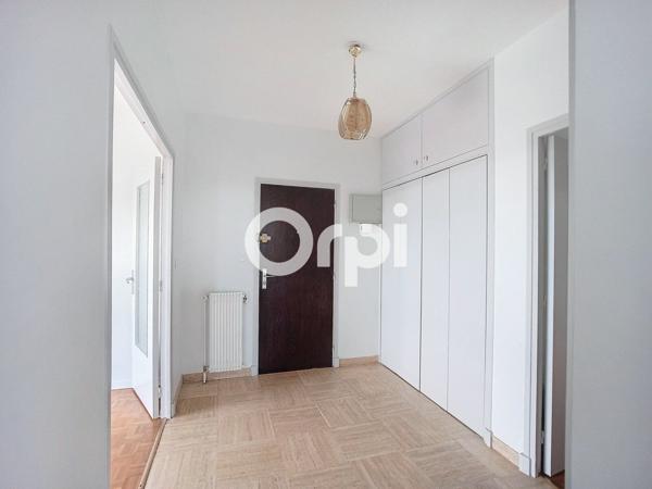 Appartement à louer    4 pièces • 99,15 m2 Chalon-sur-Saône