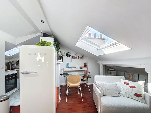 Appartement Suresnes 2 pièce(s) 56 m2