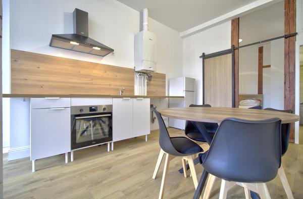 AGEN HYPER CENTRE- Appartement T2 bis lumineux et calme de 49 m² entièrement rénové quartier Carnot