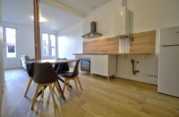 AGEN HYPER CENTRE- Appartement T2 bis lumineux et calme de 49 m² entièrement rénové quartier Carnot