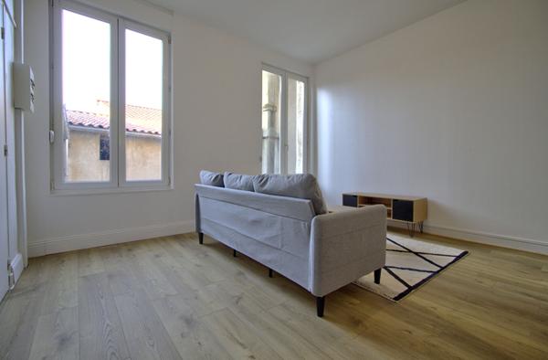 AGEN HYPER CENTRE- Appartement T2 bis lumineux et calme de 49 m² entièrement rénové quartier Carnot