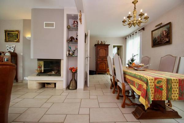 A VENDRE A Jouars-Pontchartrain Maison 6 pièces 183m2