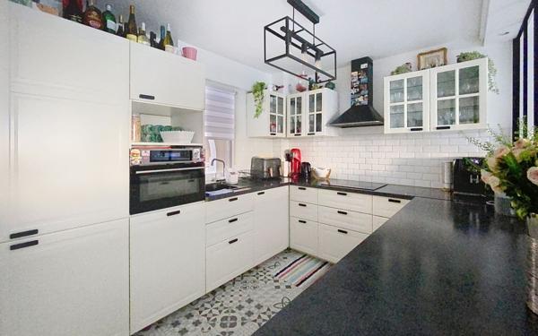 Appartement à vendre    3 pièces • 69,94 m2 Montigny-le-Bretonneux