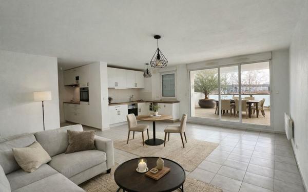 Appartement à vendre    4 pièces •  Istres
