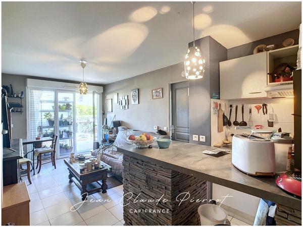 Appartement à vendre 2 pièces GARONS (30)