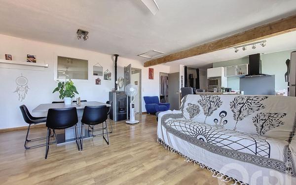 Immeuble à vendre    7 pièces •  Villeneuve-de-la-Raho