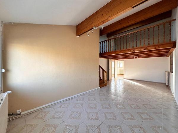 Appartement  3 pièce(s) 111.12 m2