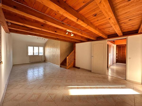 Appartement  3 pièce(s) 111.12 m2