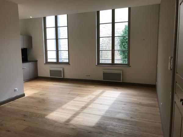 Appartement à vendre |  Saintes |  1 pièce | 33,5 m²