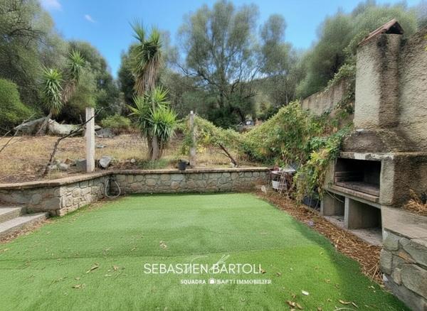 Villa avec appartement et garage village de Sotta
