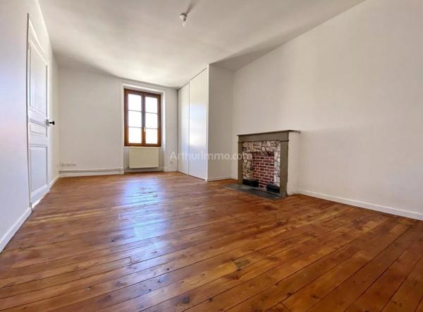 Location                                                      Appartement
                        
                     3 pièces                      75 m2                     à Pouilly-les-Nonains