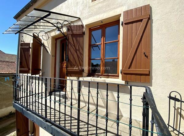 Location                                                      Appartement
                        
                     3 pièces                      75 m2                     à Pouilly-les-Nonains
