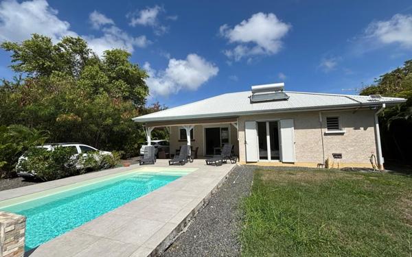 Maison à louer    4 pièces •  Saint-François